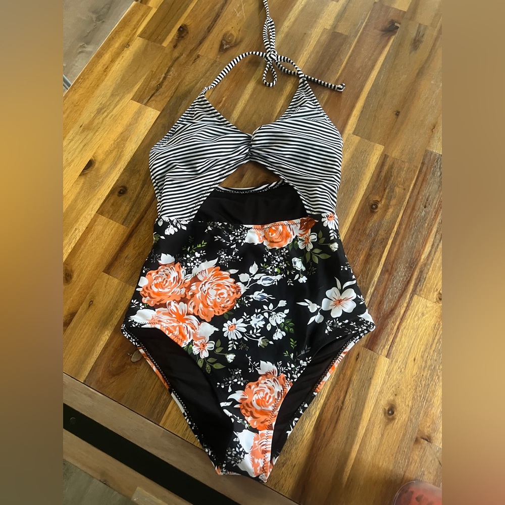 Cupshe swim